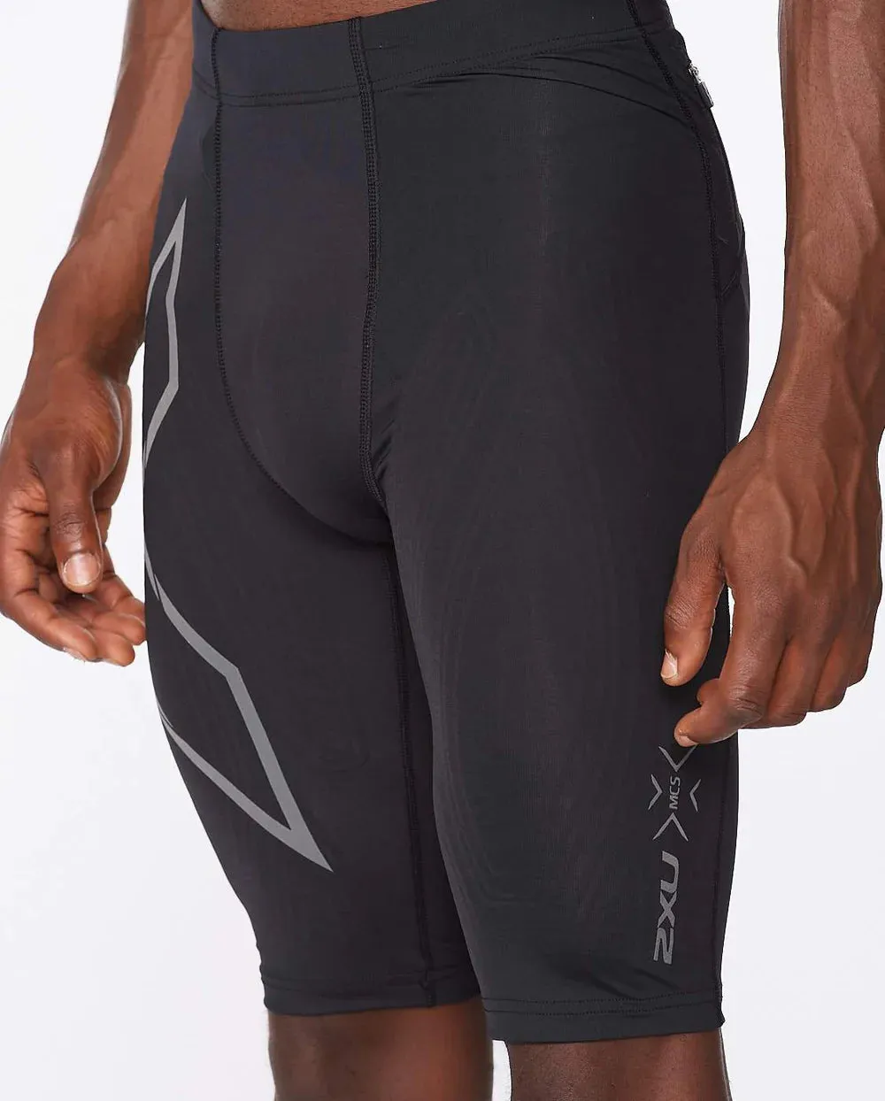 2XU Men's Light Speed Compression Shorts - Black/Black Reflective -MA5331B