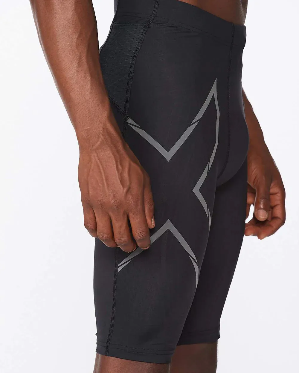 2XU Men's Light Speed Compression Shorts - Black/Black Reflective -MA5331B