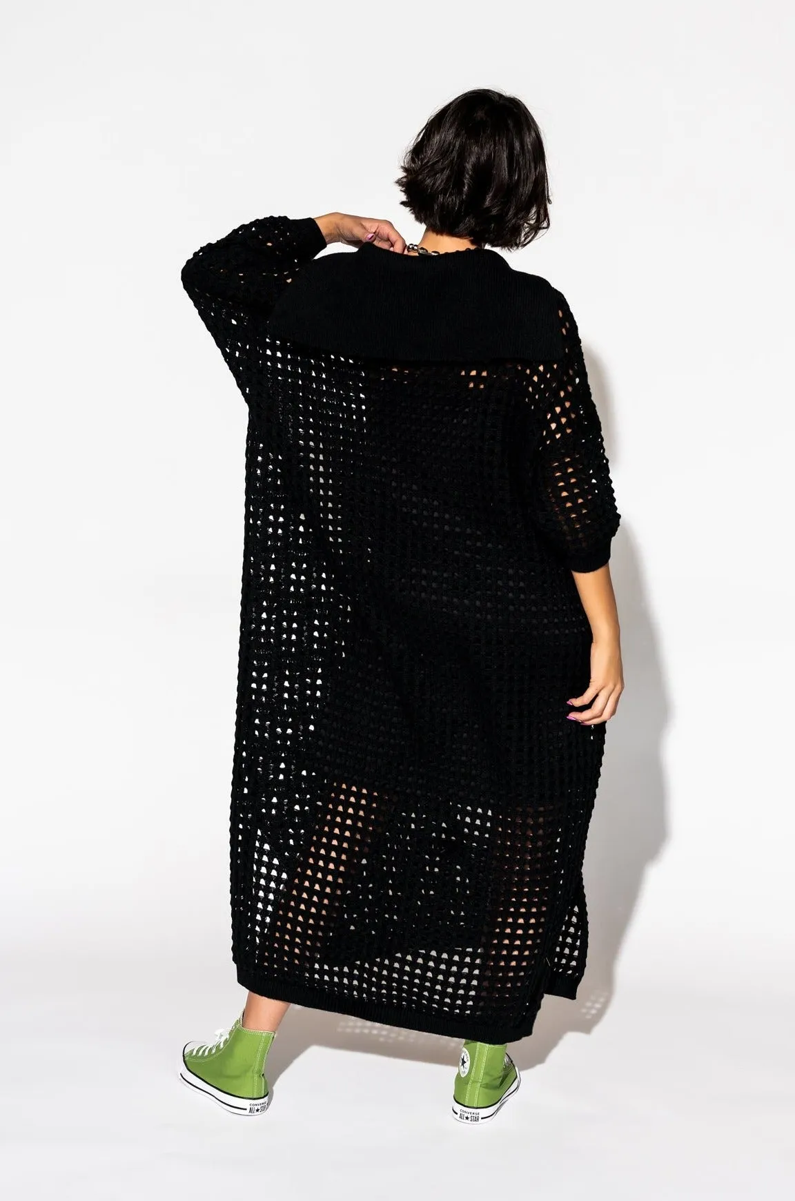 Be Bold Oversized Knit Dress   Slip in Black