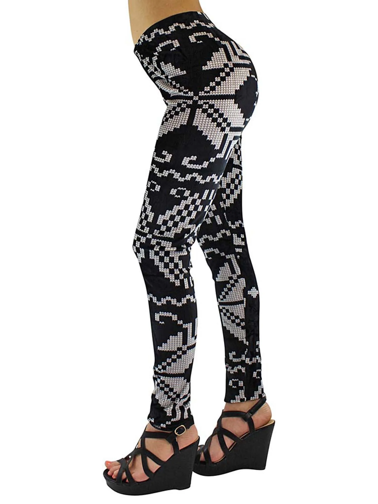 Black & White Winter Snowflake Velour Leggings