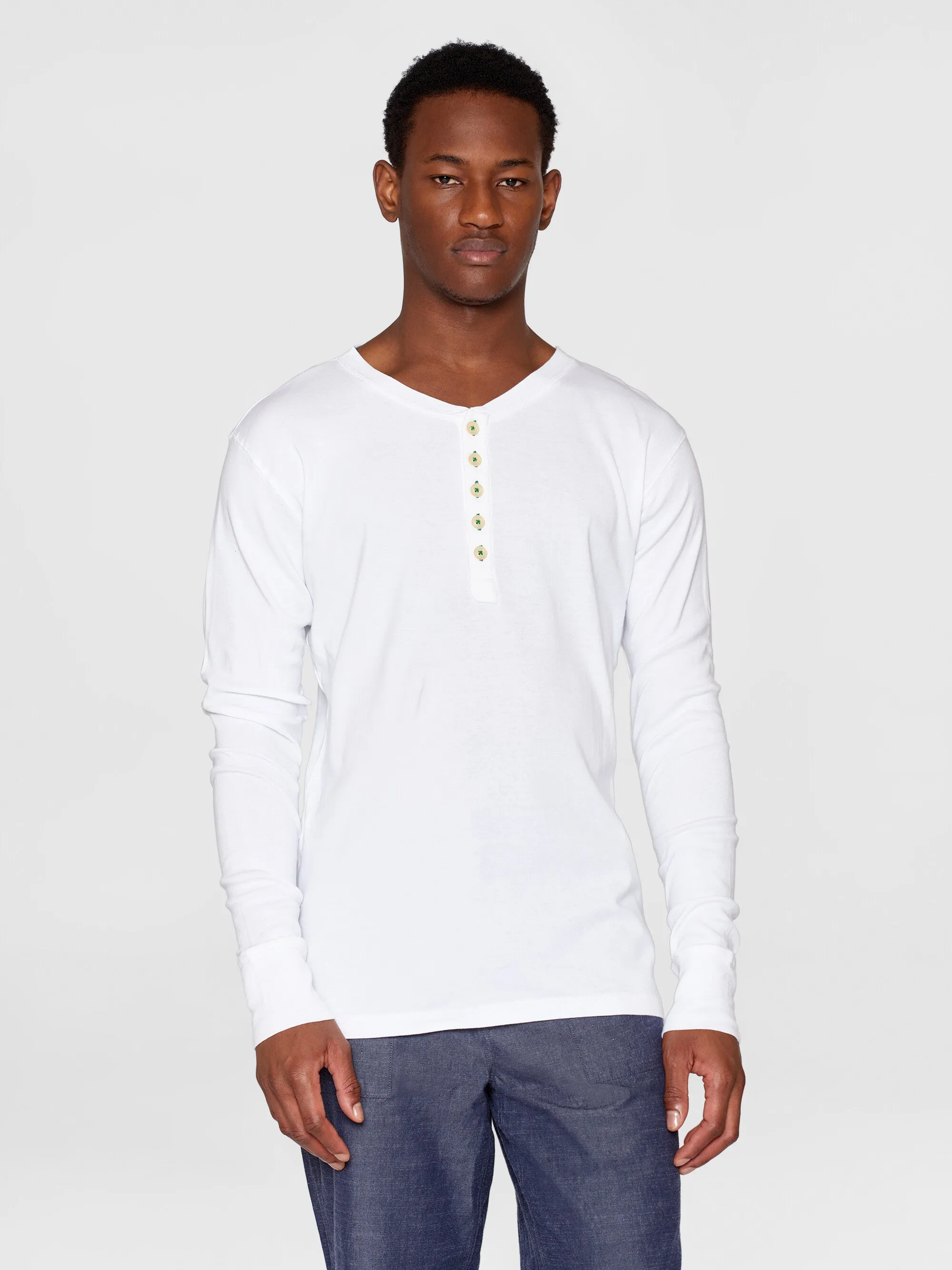 CEDAR LS Henley - Bright White