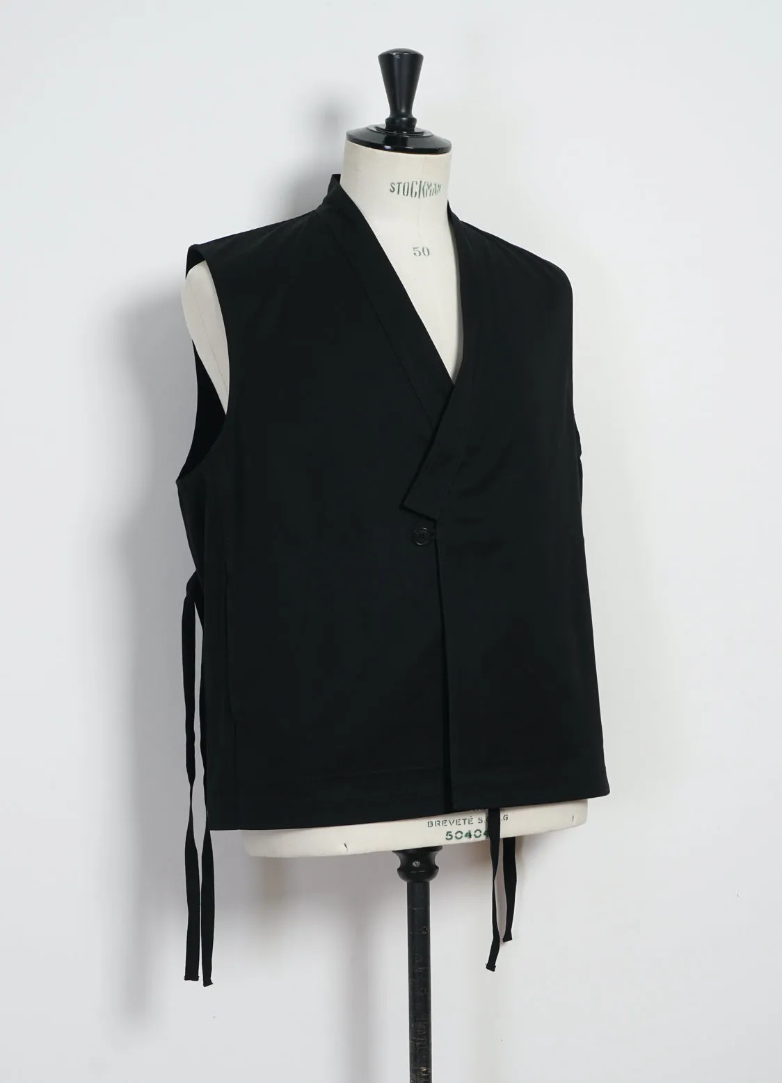 HAUK | Eastern Waistcoat | Raven