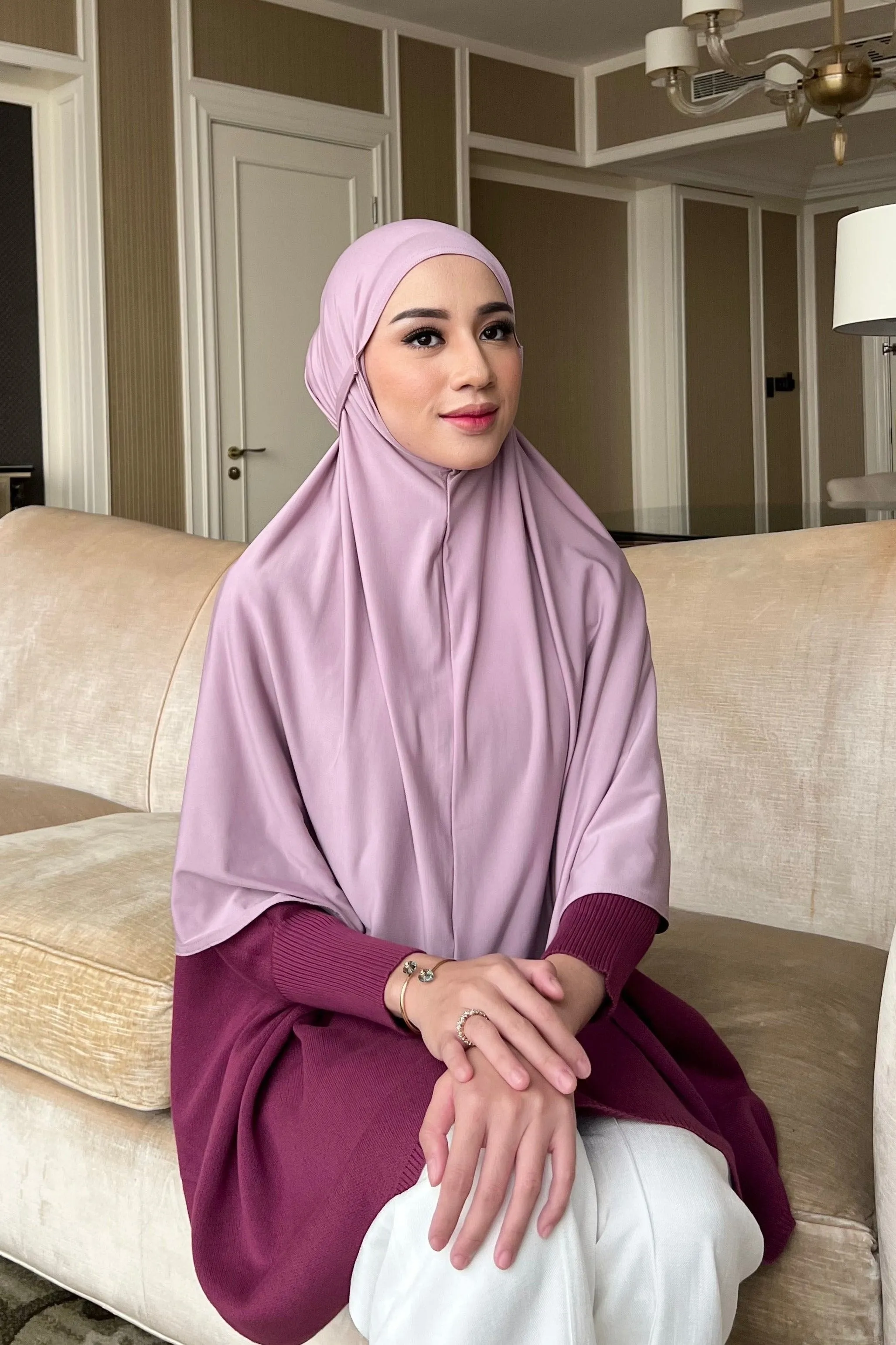 Khawla Bergo - Party Pink - Hijab Instan Bergo Bahan Jersey Premium - AC0023900