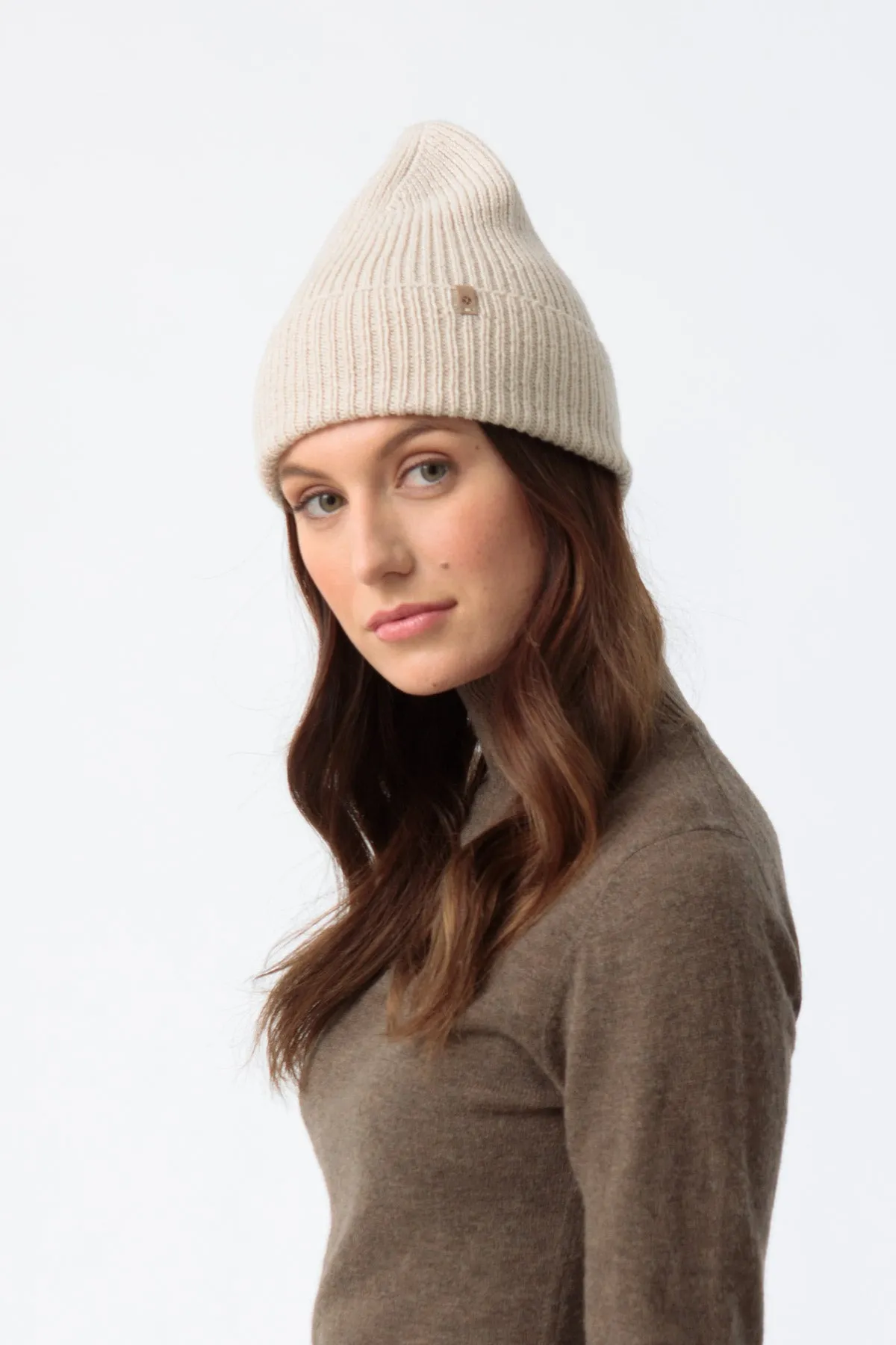 Merino Handknit Rib Hat in Almond White