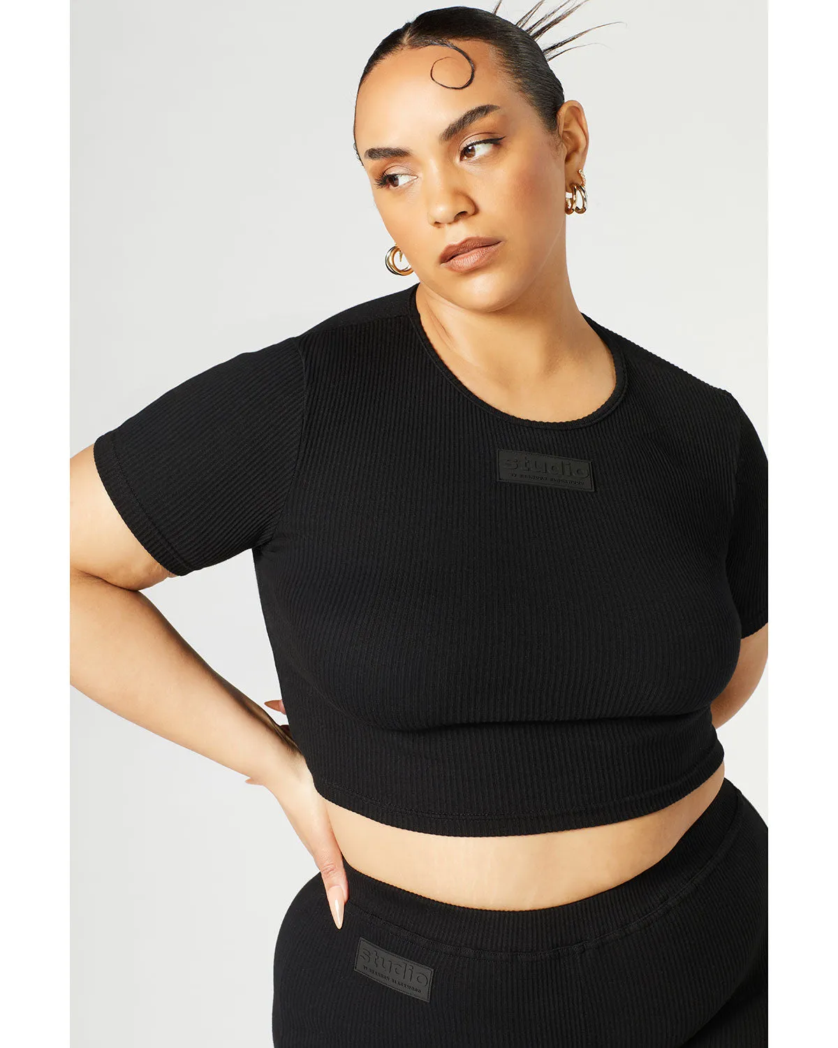 Ribbed Crew Neck Crop Top