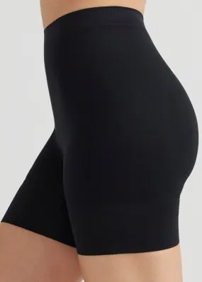 Seamless Solutions - Mid Waist Shaping Short w/ Rear Shaping