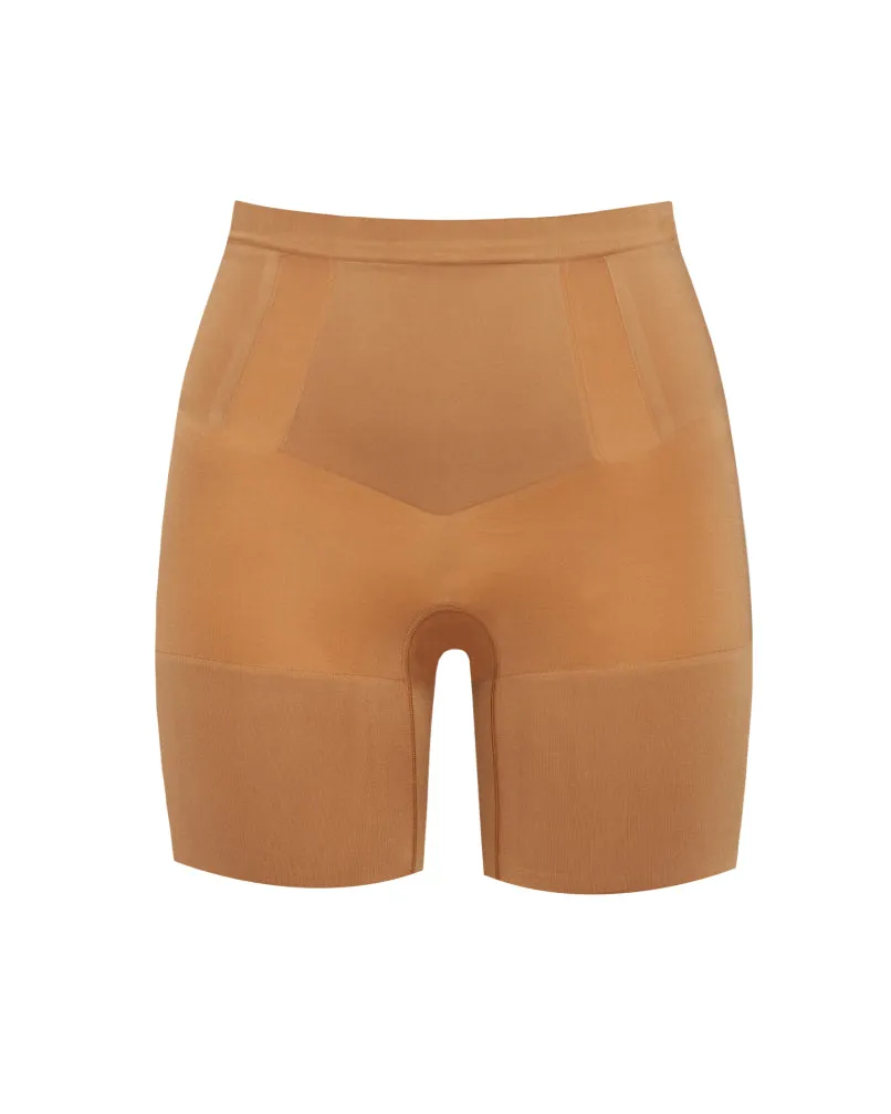 SPANXsculpt™ OnCore Mid-Thigh Short