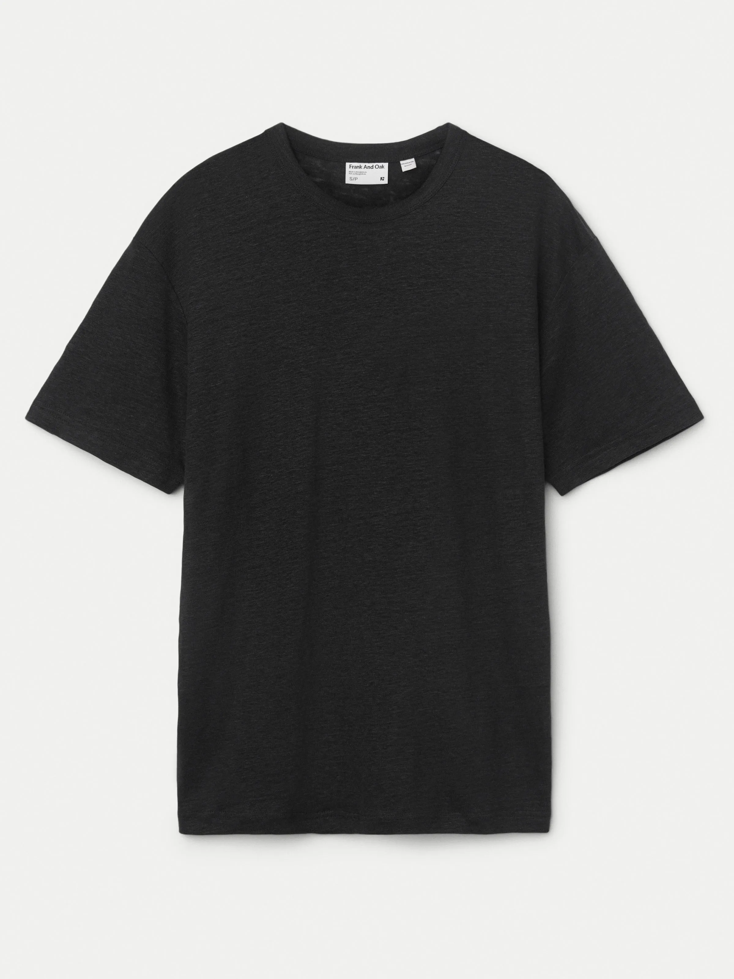 The Linen T-Shirt in Black