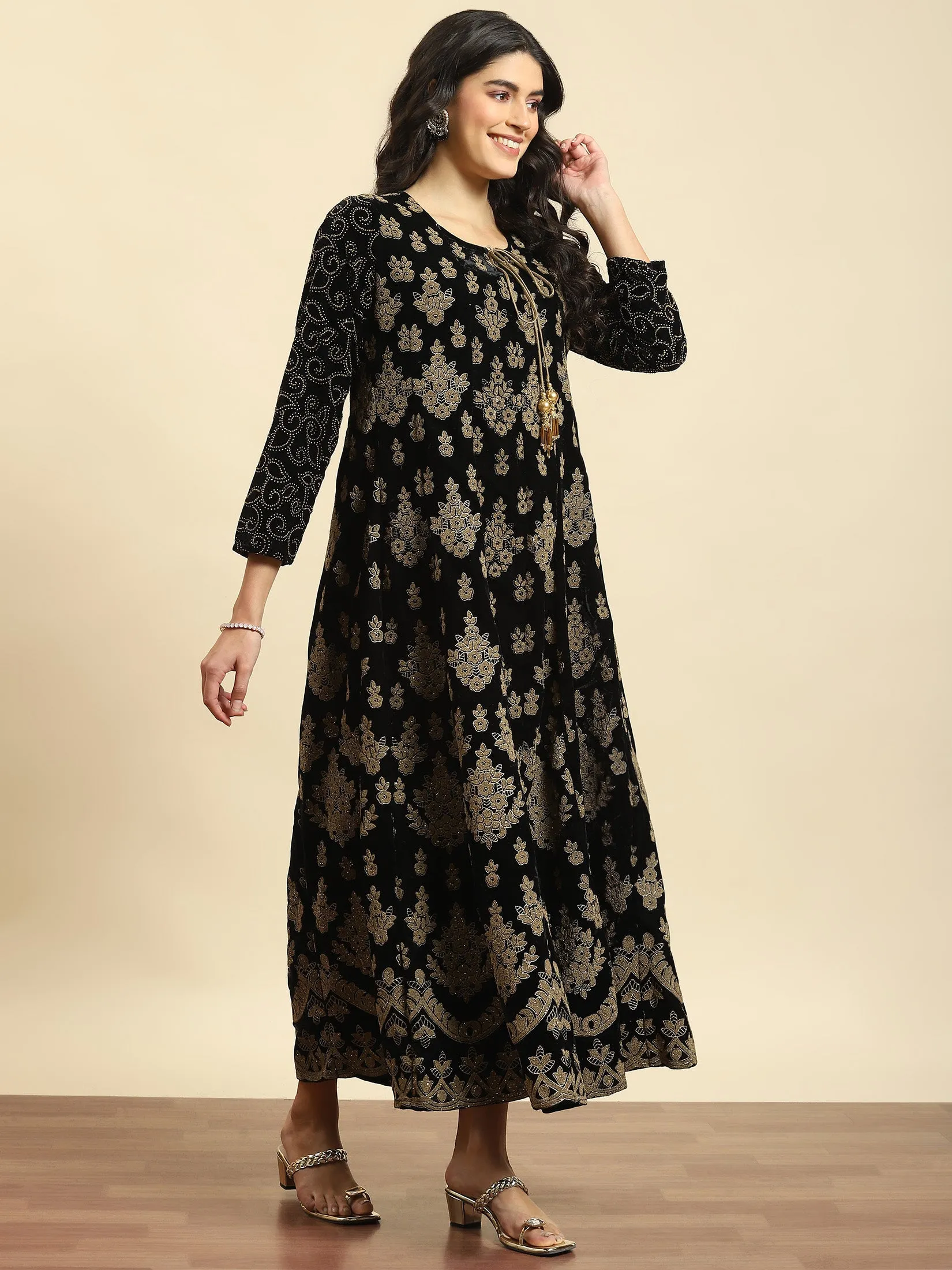 Women Black Ornamental Print Dress